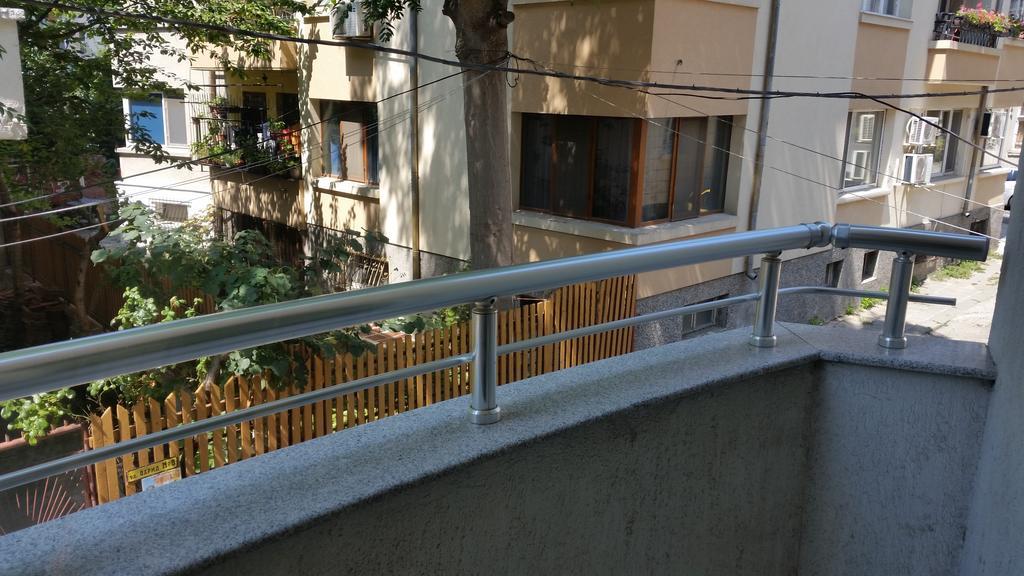 4U Apartment Burgas Exterior photo