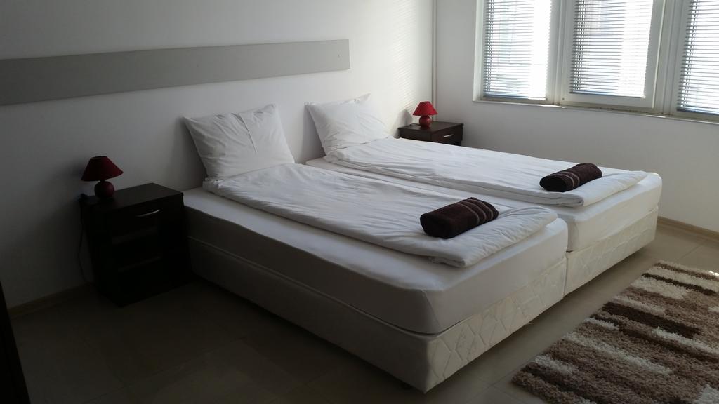 4U Apartment Burgas Exterior photo