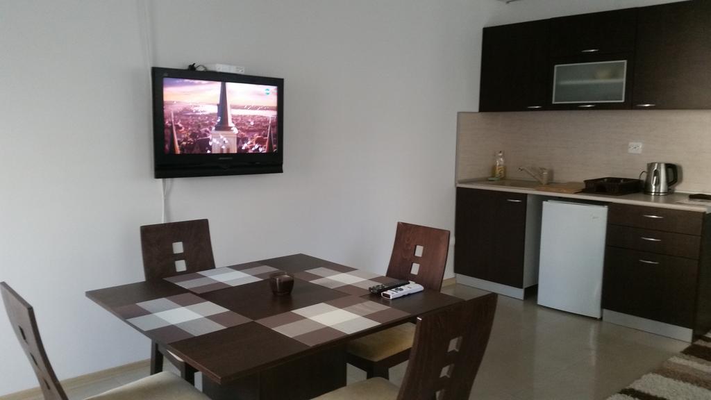 4U Apartment Burgas Exterior photo